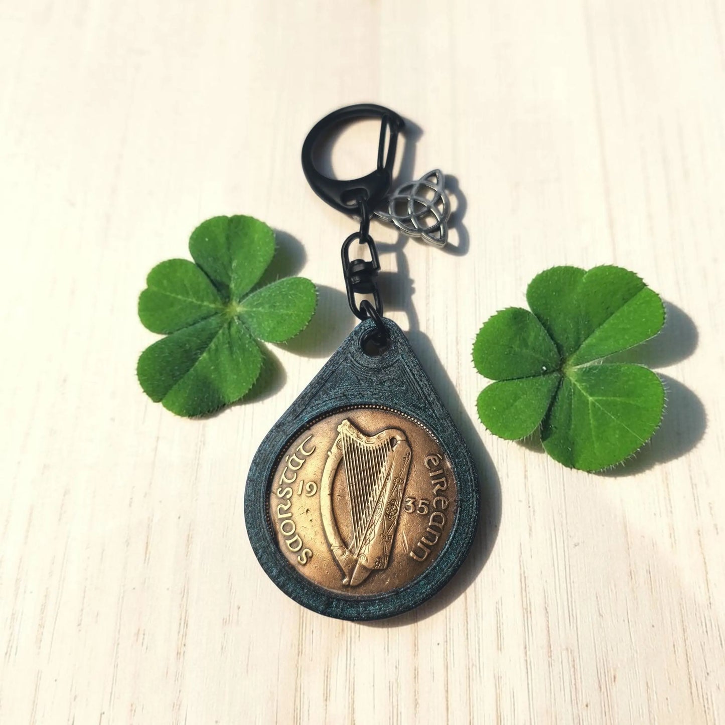 Irish Lucky Penny Keyring Aureal Aromatics